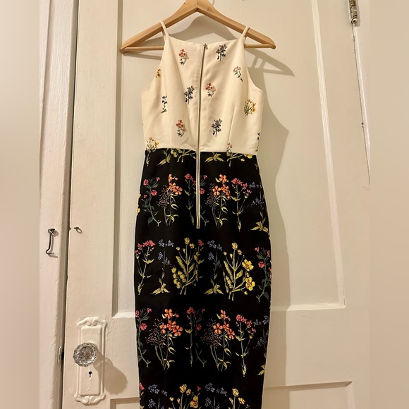 Midi Floral Dress 💐 - Picture 5 of 5